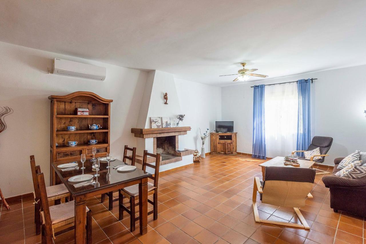Casa Rural De Noa La Puebla de Cazalla Exteriör bild